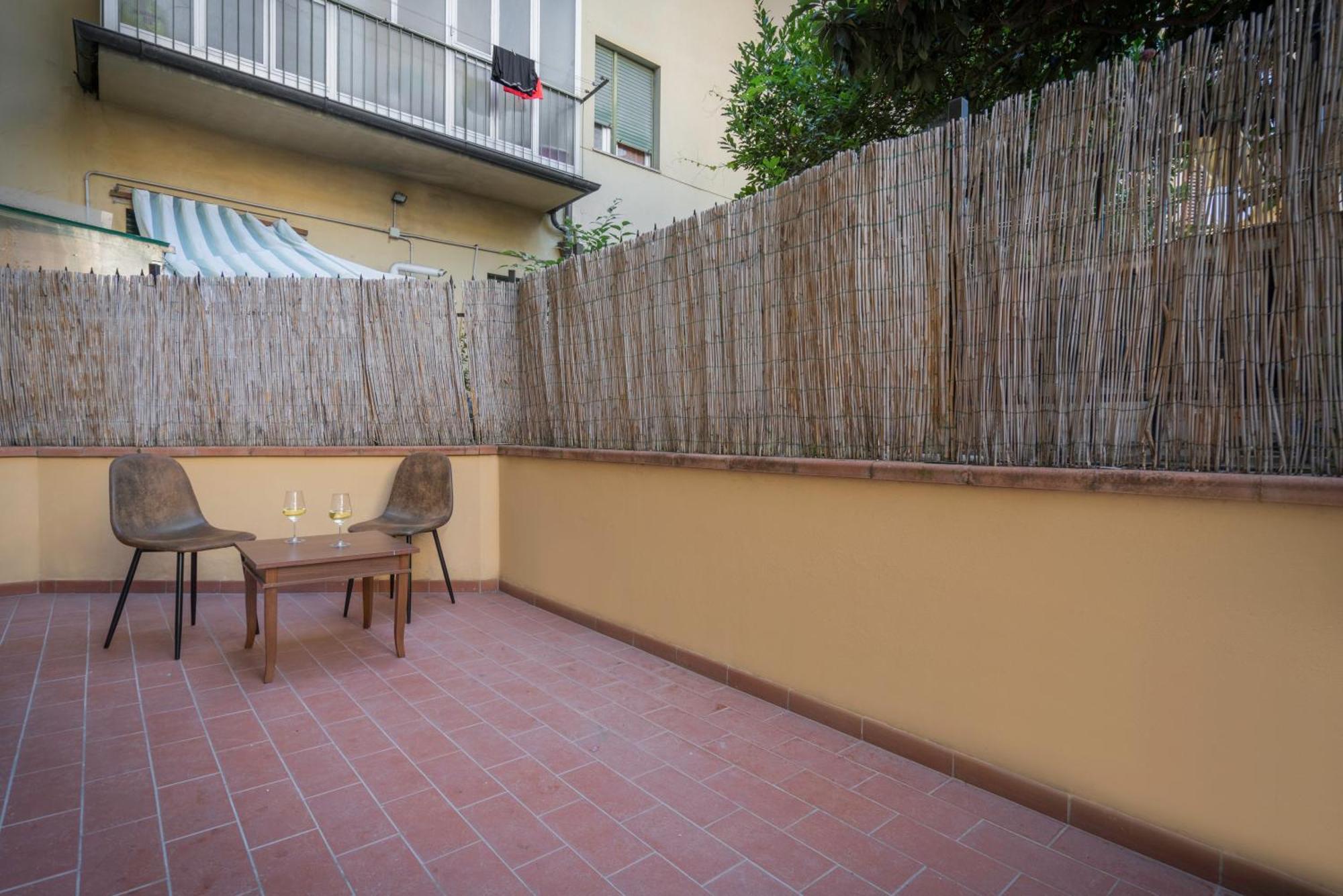 Appartamento Incantevole Con Patio Firenze Eksteriør bilde